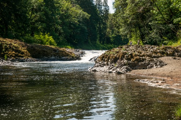 Rainbow Falls State Park